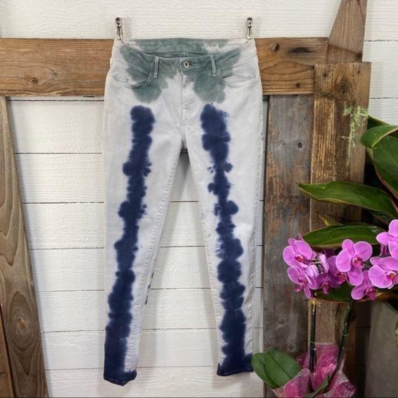 Levi's Denim - 🎉.HP 🎉.Levi’s Pre Loved Size 29 Tie Dye Skinny